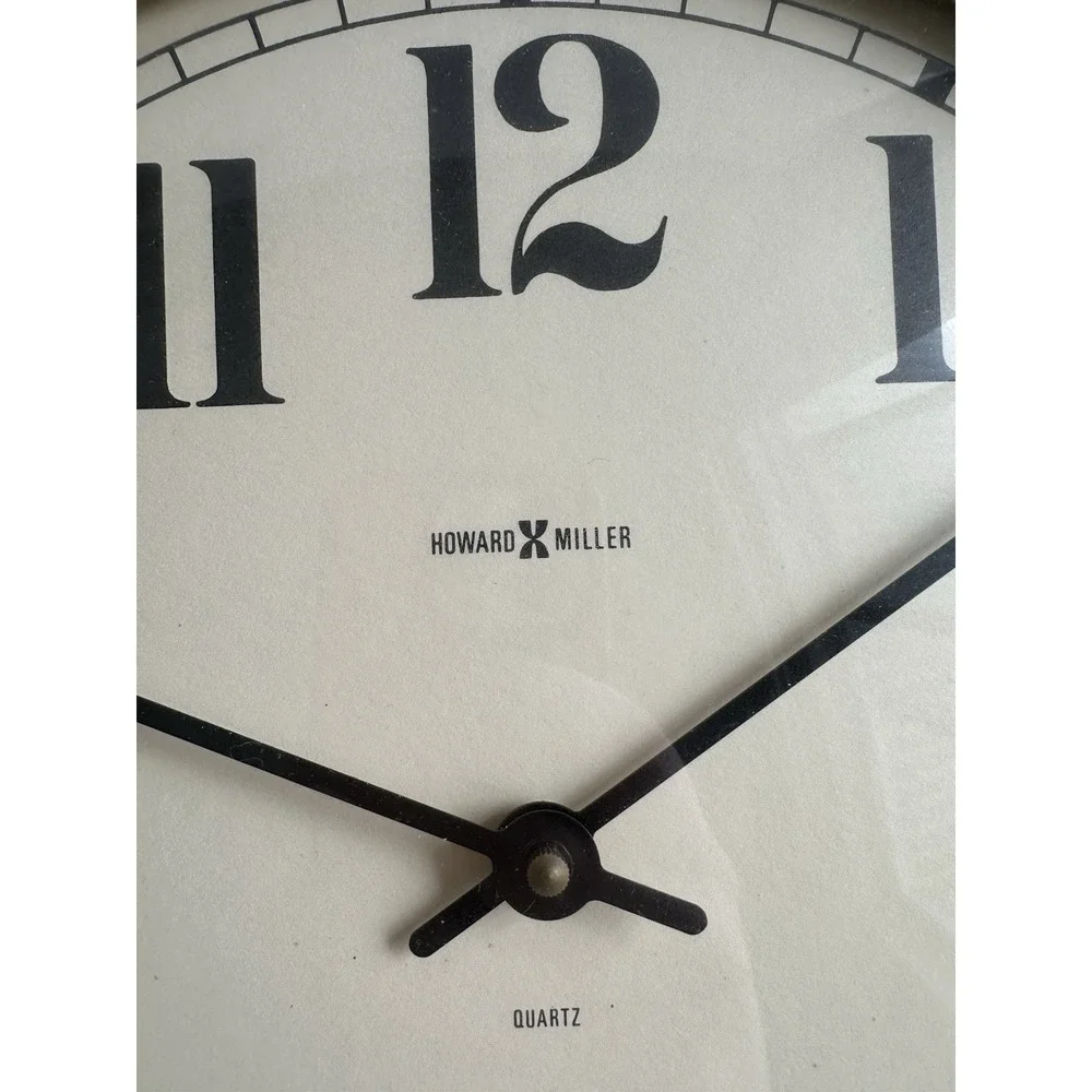 Howard Miller 612-247 Octagon Wall Clock Quartz Wood Frame Vintage USA 16.5